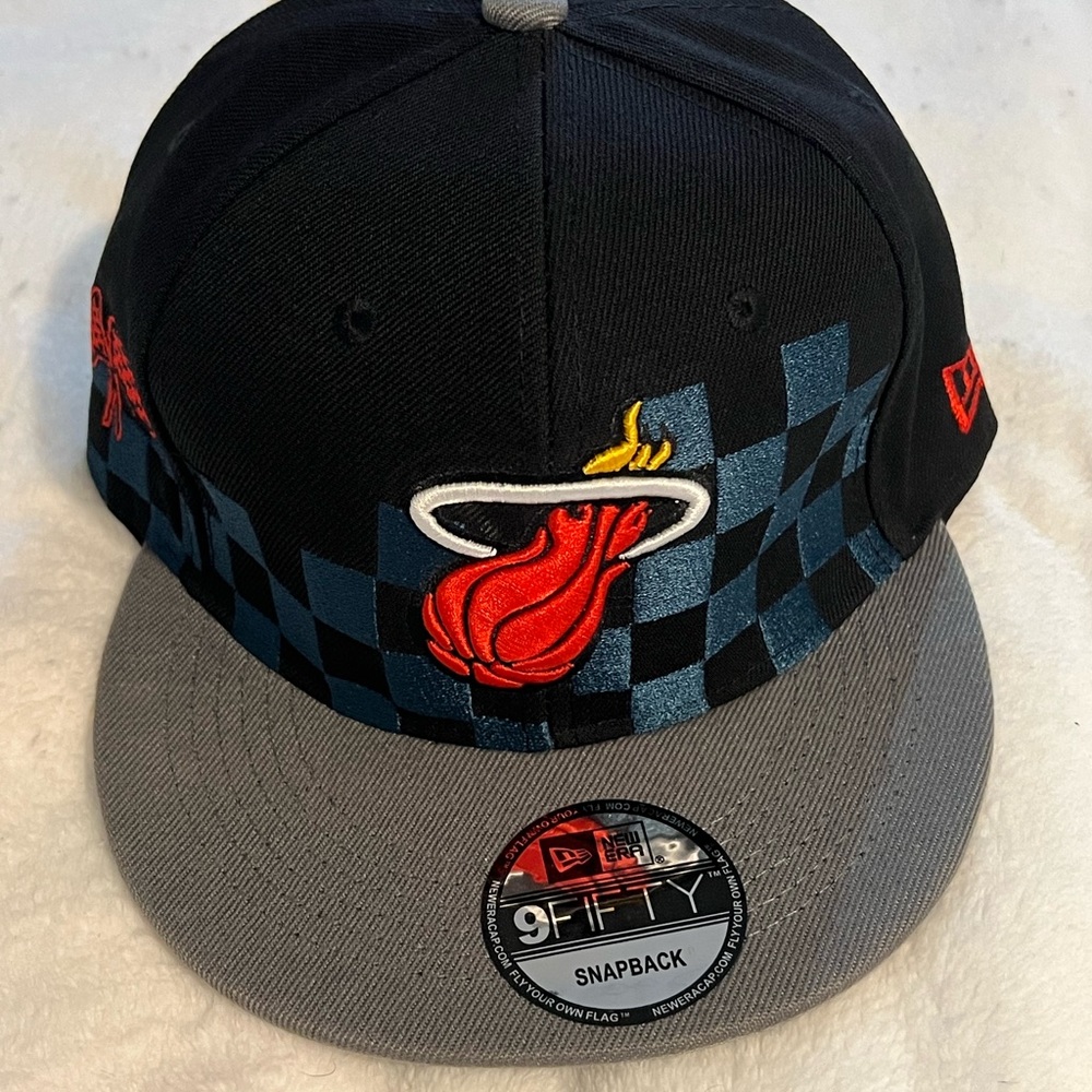 New Era Miami Heat Checkered Snapback Hat